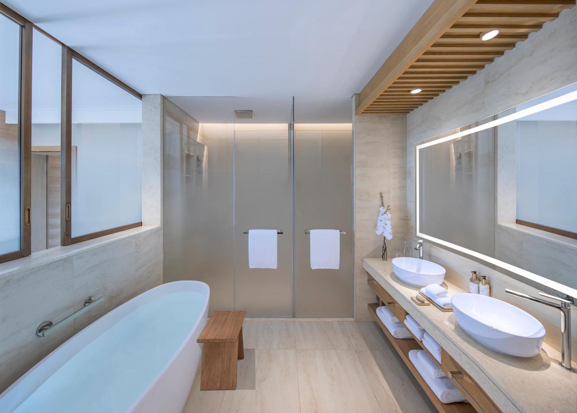 Anantara Mina Khaimah منتجع